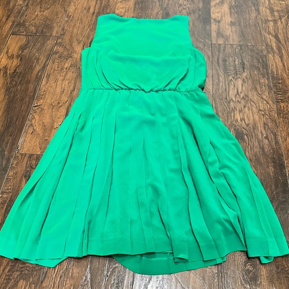 LAUREN Ralph Lauren Pleated Mini Dress size 12 - Picture 10 of 10